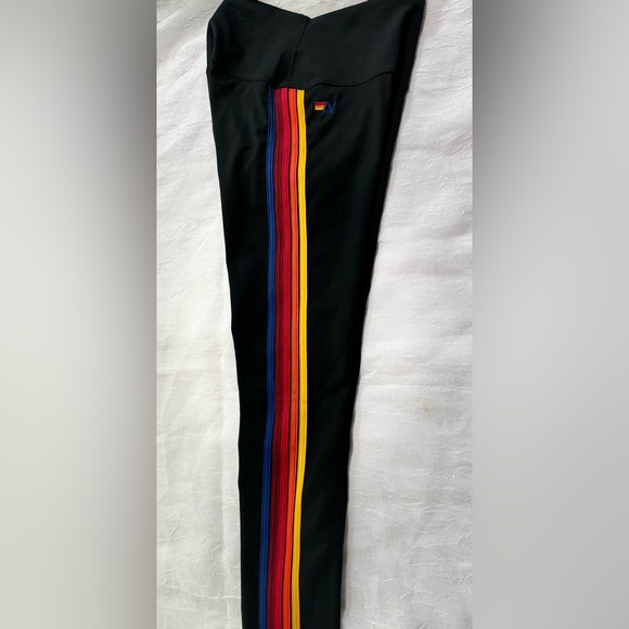 AVIATOR NATION HIGH WAIST FULL LENGTH 5 STRIPES LEGGINGS - BLACK - Picture 6 of 7